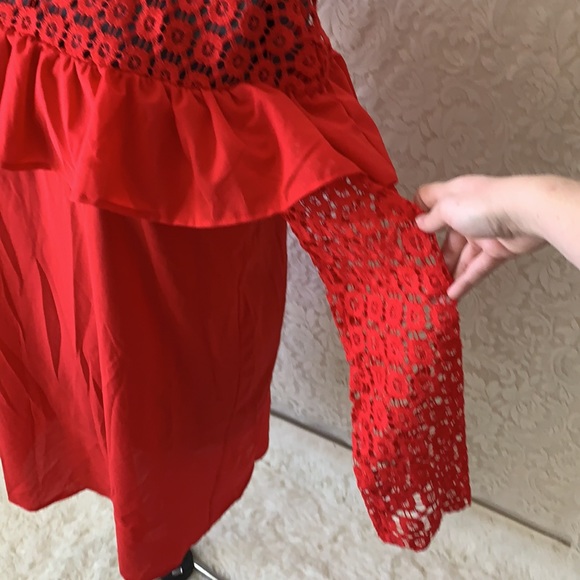 ❌SOLD❌Club London Ruffle Dress Red - Picture 3 of 6